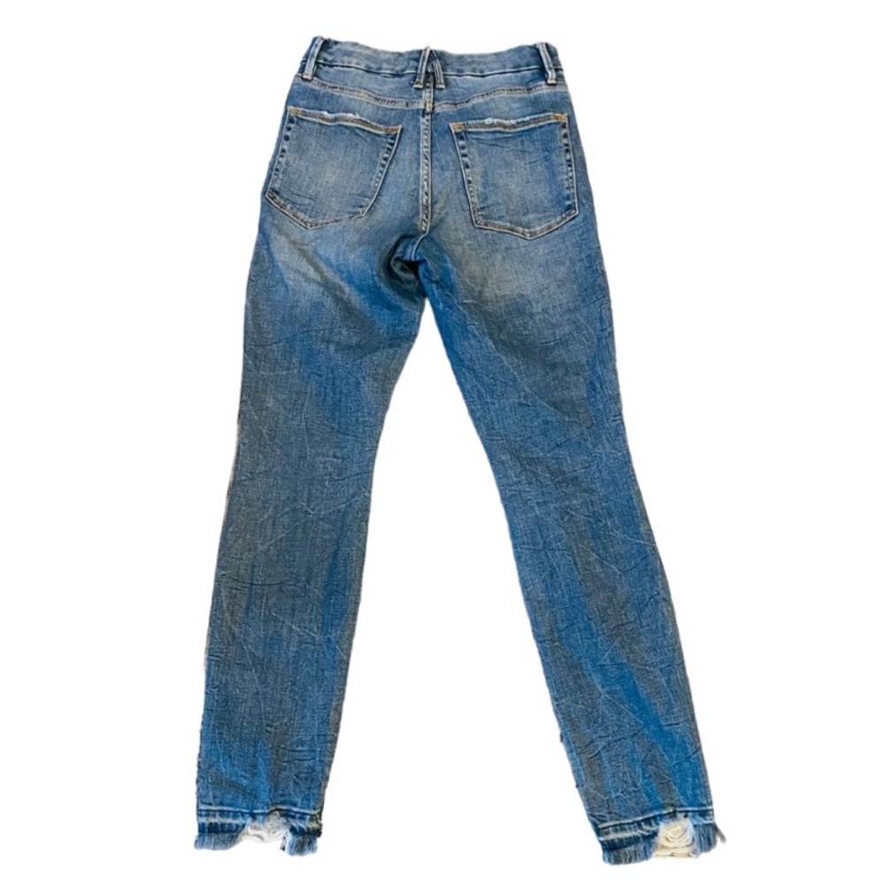 GOOD AMERICAN Good Waist Distressed Raw Hem Skinny Jeans - Picture 3 of 7